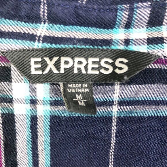 EXPRESS | Cold Shoulder Plaid Button Up Shirt - Picture 5 of 8
